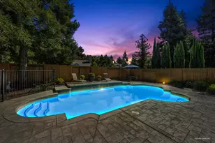 9244 Cupertino Dr, Elk Grove, CA 95624 - Photo 10