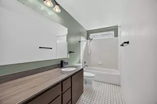 8727 Santa Ridge Cir, Elk Grove, CA 95624 - Photo 10