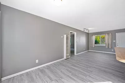 4921 71st Street, Sacramento, CA 95820 - Photo 8