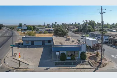 9215 E Highway 140, Planada, CA 95365 - Photo 32