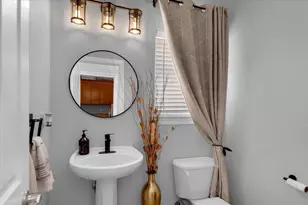 20700 Bernard Way, Redding, CA 96003 - Photo 24