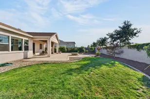 300 Yorktown Ct, Roseville, CA 95747 - Photo 40