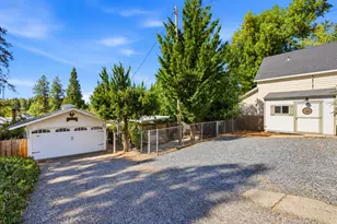 22 S Auburn St, Colfax, CA 95713 - Photo 32