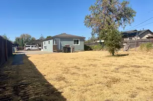 3810 Haywood St, Sacramento, CA 95838 - Photo 12