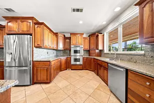 13387 Lark Ct, Redding, CA 96003 - Photo 14