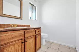17 W Lancaster Dr, Stockton, CA 95207 - Photo 32