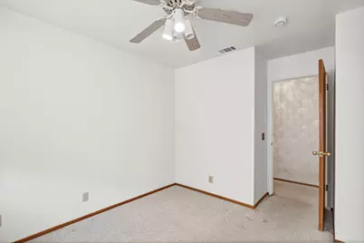 5505 Great Smokey Street, Sacramento, CA 95823 - Photo 40
