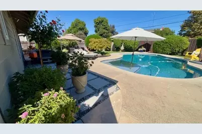 3825 Lynwood Way, Sacramento, CA 95864 - Photo 32