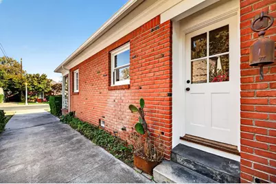 2776 17th Street, Sacramento, CA 95818 - Photo 30