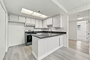 2002 Inglis Way, Roseville, CA 95678 - Photo 4