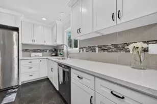 3839 13th Ave, Sacramento, CA 95820 - Photo 14