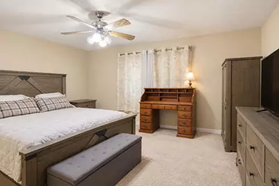 1740 N Berkeley Avenue, Turlock, CA 95382 - Photo 14