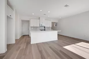 248 Shiplap Cir, Sacramento, CA 95835 - Photo 4