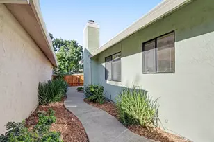 466 De Mar Dr, Sacramento, CA 95831 - Photo 42
