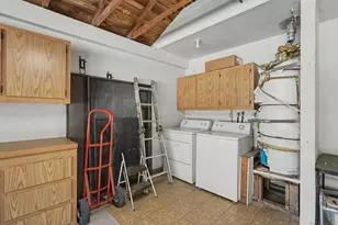 466 De Mar Dr, Sacramento, CA 95831 - Photo 36