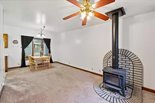 13269 Madrone Forest Dr, Nevada City, CA 95959 - Photo 28