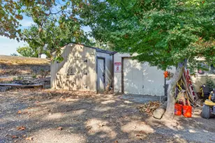 7150 Pocket Rd, Sacramento, CA 95831 - Photo 36