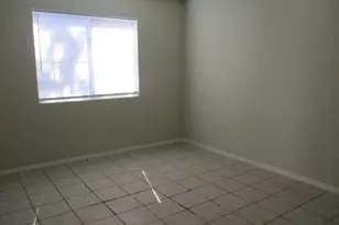 331 E Elm St, Lodi, CA 95240 - Photo 4
