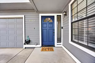 8868 Minnie Cir, Elk Grove, CA 95624 - Photo 2