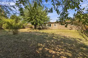 1936 16th St, Olivehurst, CA 95961 - Photo 34