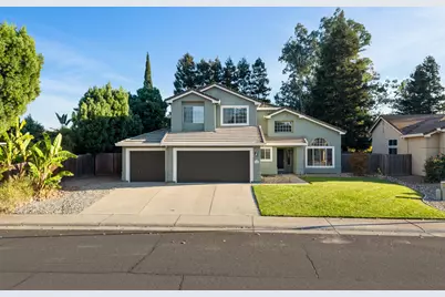 9376 Crowell Drive, Elk Grove, CA 95624 - Photo 4