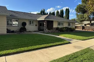 1203 California Ave, Los Banos, CA 93635 - Photo 2