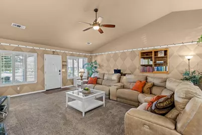 1084 Eastburg Court, Ripon, CA 95366 - Photo 8