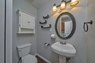 2441 Drayton Dr, Sacramento, CA 95825 - Photo 30
