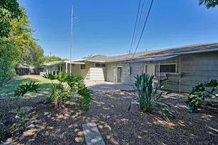 2441 Drayton Dr, Sacramento, CA 95825 - Photo 6