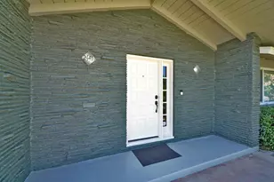 2441 Drayton Dr, Sacramento, CA 95825 - Photo 2