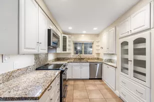 4507 Jan Dr, Carmichael, CA 95608 - Photo 12