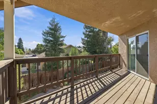 6012 Laguna Park Dr, Elk Grove, CA 95758 - Photo 28