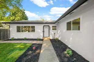 8917 Aksarben Dr, Orangevale, CA 95662 - Photo 4