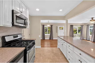 3941 Downey Way, Sacramento, CA 95817 - Photo 10