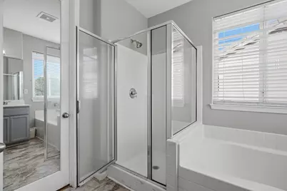 8015 Tolkien Avenue, Elk Grove, CA 95758 - Photo 34