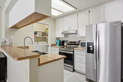 1200 Lakewood Avenue #17, Modesto, CA 95355 - Photo 14