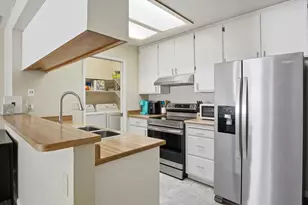 1200 Lakewood Ave, Modesto, CA 95355 - Photo 14
