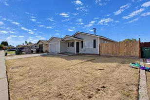 2425 Apache St, Merced, CA 95348 - Photo 2