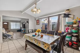 7616 Birdie Ct, Sacramento, CA 95828 - Photo 14