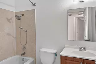 7616 Birdie Ct, Sacramento, CA 95828 - Photo 46