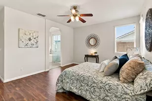 10224 Blossom Ridge Dr, Elk Grove, CA 95757 - Photo 4