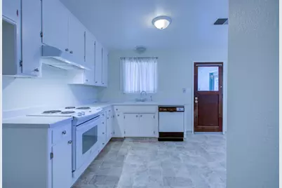 6425 8th Street, Riverbank, CA 95367 - Photo 6