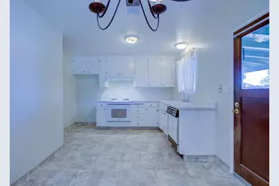 6425 8th Street, Riverbank, CA 95367 - Photo 8