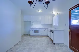 6425 8th St, Riverbank, CA 95367 - Photo 8