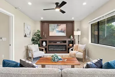 8208 Bruns Way, Sacramento, CA 95828 - Photo 14
