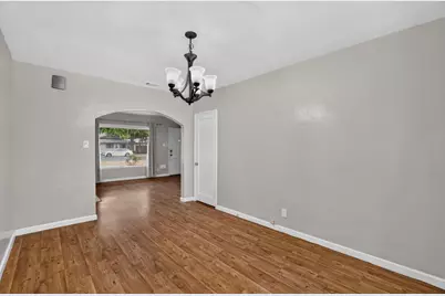 5831 14th Avenue, Sacramento, CA 95820 - Photo 8