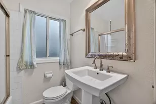 5831 14th Ave, Sacramento, CA 95820 - Photo 20