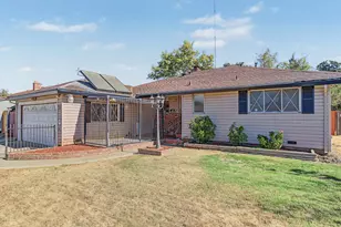 6749 51st St, Sacramento, CA 95823 - Photo 2