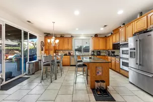 1513 Dinard Ct, Hughson, CA 95326 - Photo 4