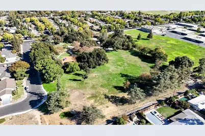 404 Greenwich Lane, Modesto, CA 95350 - Photo 42